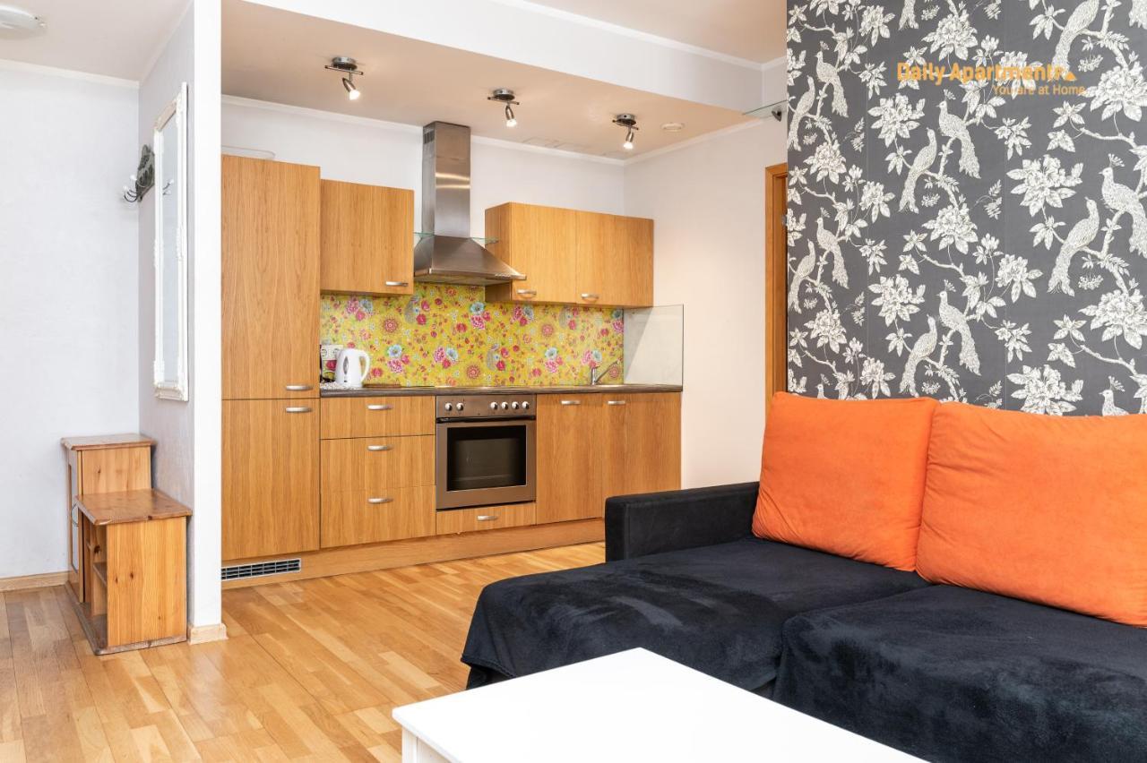 טאלין Luxury Suites - Noblessner With Sauna מראה חיצוני תמונה