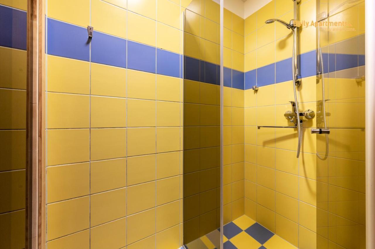 טאלין Luxury Suites - Noblessner With Sauna מראה חיצוני תמונה