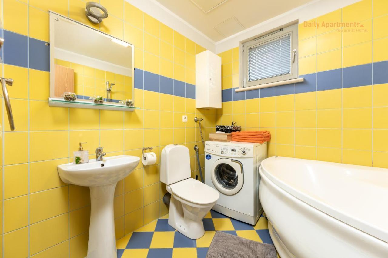 טאלין Luxury Suites - Noblessner With Sauna מראה חיצוני תמונה